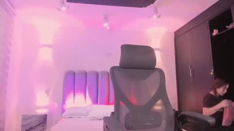 ALLICE online show from November 2025 12:04:01 PM