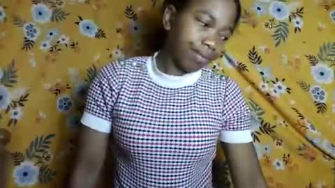 Snapshot of alliciax632770q chatting on June 2026 12:57:02 AM alliciax632770q online show from June 2026 12:57:02 AM