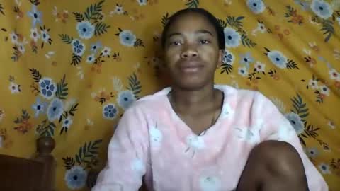 Snapshot of alliciax632770q chatting on June 2026 02:14:02 AM alliciax632770q online show from June 2026 02:14:02 AM