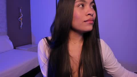 A L L I E online show from April 2026 02:33:01 AM