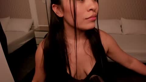 Snapshot of allie_bruce chatting on July 2026 08:04:02 PM A L L I E online show from July 2026 08:04:02 PM