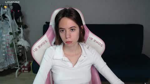 alice online show from October 2025 12:57:01 AM