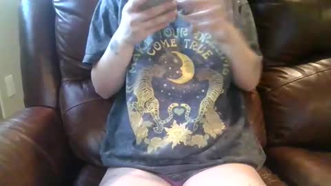 alliebearx online show from February 2026 04:26:01 PM