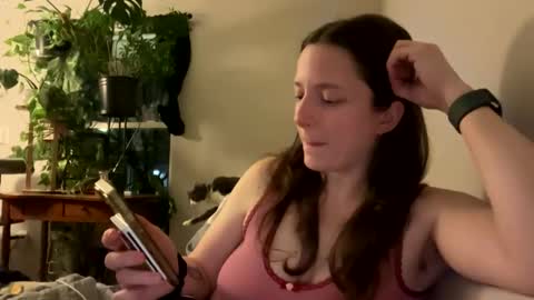 Snapshot of allielorde chatting on December 2025 08:43:01 AM allielorde online show from December 2025 08:43:01 AM