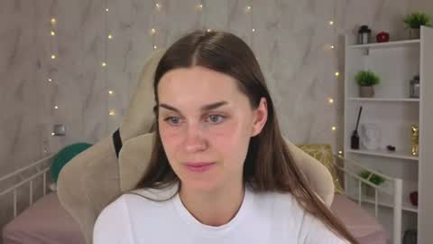 Snapshot of allison__bell chatting on August 2026 12:04:02 AM Alison online show from August 2026 12:04:02 AM