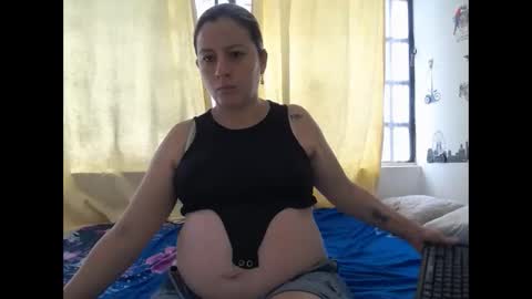Snapshot of allison_baby_2416 chatting on April 2026 03:38:02 PM Alisson online show from April 2026 03:38:02 PM