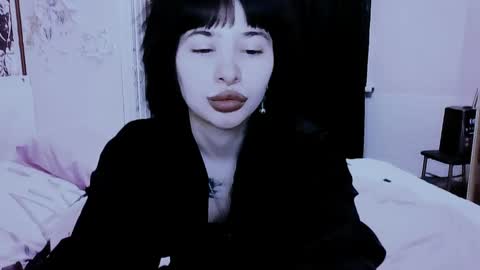 Snapshot of allisondeetz chatting on June 2026 05:17:01 PM Alis online show from June 2026 05:17:01 PM