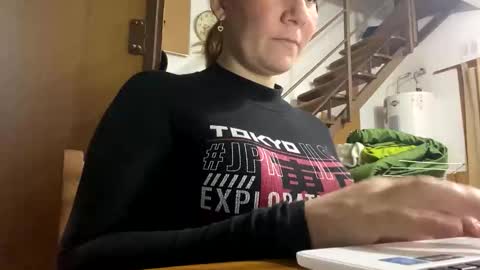allisonlove2 online show from May 2026 08:38:02 PM