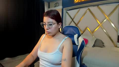 Snapshot of allisonlove_88 chatting on May 2026 02:38:02 AM ALLISON online show from May 2026 02:38:02 AM