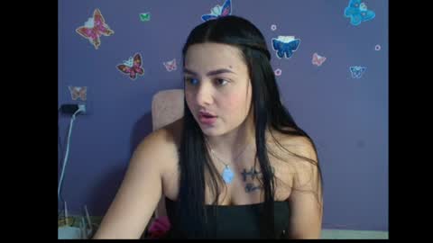 Snapshot of allisonn_smith18 chatting on April 2026 02:11:02 AM Alisson online show from April 2026 02:11:02 AM
