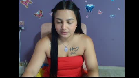 Snapshot of allisonn_smith18 chatting on April 2026 06:19:01 AM Alisson online show from April 2026 06:19:01 AM