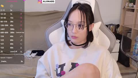 Alina online show from January 2025 08:24:01 AM