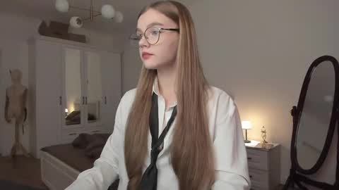 ALOTROPP NOT BABY online show from March 2025 06:11:02 PM