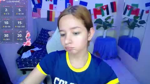 Snapshot of alloy_tiny chatting on June 2026 06:32:01 PM alloy_tiny online show from June 2026 06:32:01 PM