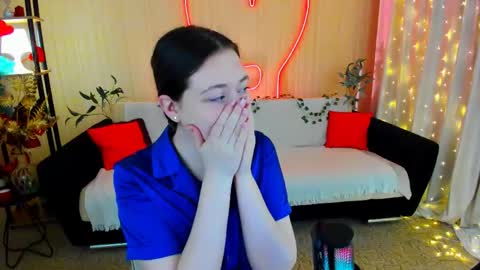 Snapshot of alluringeyess chatting on April 2026 05:48:02 PM alluringeyess online show from April 2026 05:48:02 PM