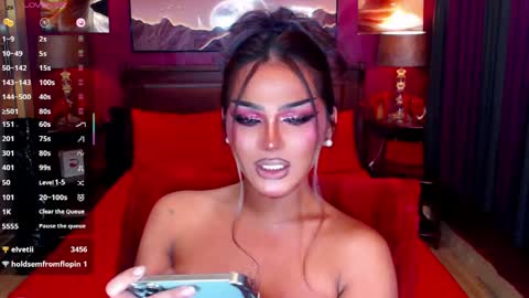 Snapshot of alluringnatalya chatting on April 2026 08:57:02 PM Natalya Fox online show from April 2026 08:57:02 PM