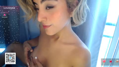 Snapshot of ally_summer chatting on January 2025 05:48:01 PM ally_summer online show from January 2025 05:48:01 PM