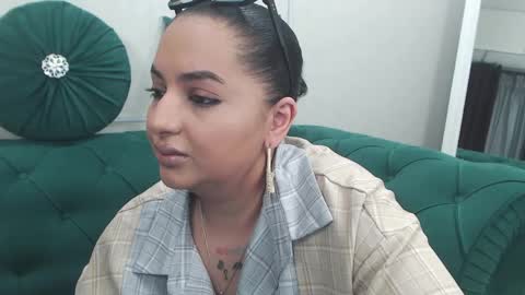         online show from April 2026 04:44:01 PM