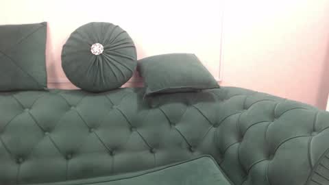 Snapshot of allyiah chatting on April 2026 06:32:02 PM online show from April 2026 06:32:02 PM