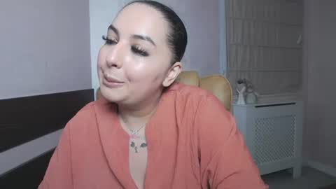Snapshot of allyiah chatting on June 2026 06:39:01 PM online show from June 2026 06:39:01 PM