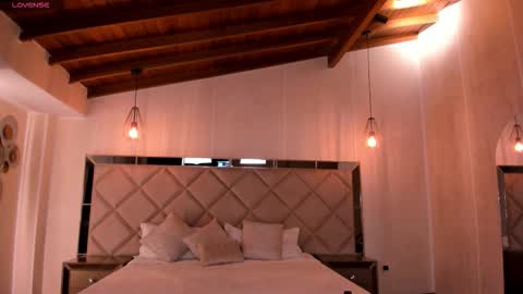 Alisson online show from September 2025 10:31:01 AM