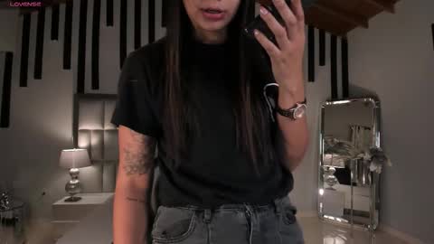 Snapshot of allyjensen chatting on February 2026 10:12:01 AM Alisson online show from February 2026 10:12:01 AM