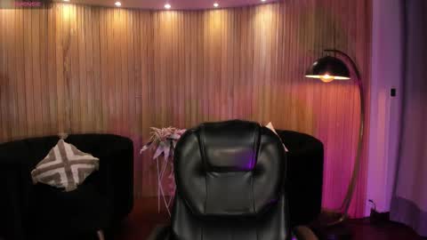 Snapshot of allyjensen chatting on February 2026 10:23:01 AM Alisson online show from February 2026 10:23:01 AM