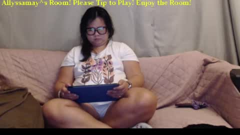 Snapshot of allyssamay chatting on May 2026 02:29:02 AM Allyssamay online show from May 2026 02:29:02 AM