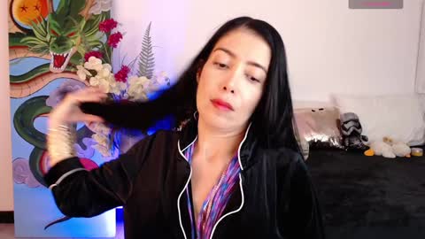 alma_art_ online show from February 2025 09:15:02 PM