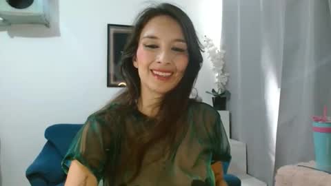 Snapshot of almaglow chatting on May 2026 04:17:02 PM Alma online show from May 2026 04:17:02 PM