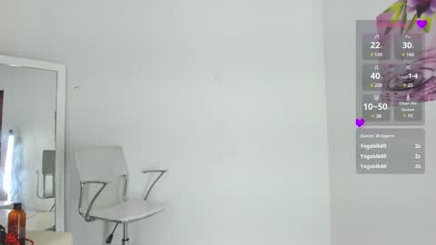   online show from December 2024 02:01:02 AM