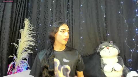 Snapshot of almazz_ chatting on May 2026 07:20:02 PM Santy online show from May 2026 07:20:02 PM