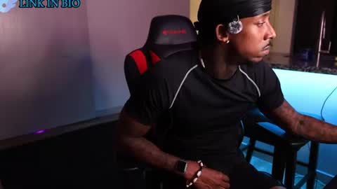 Snapshot of almightycnote chatting on July 2026 02:47:01 AM Almightycnote online show from July 2026 02:47:01 AM