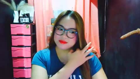 Almira online show from February 2026 03:43:02 AM