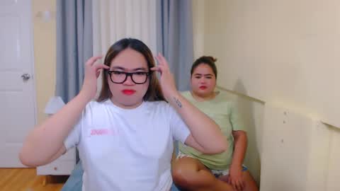Almira online show from April 2026 01:36:02 AM