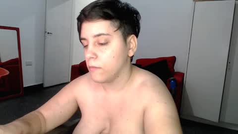 Almond online show from December 2024 11:08:01 PM