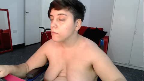 Almond online show from January 2025 12:28:01 AM