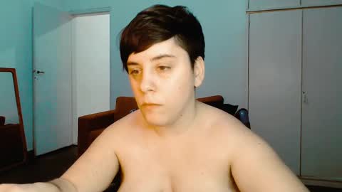 Almond online show from January 2025 01:04:01 AM