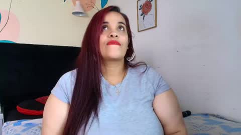 Snapshot of alondra_zaens chatting on May 2026 02:28:01 AM Alondra online show from May 2026 02:28:01 AM
