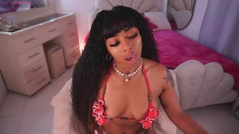 Alondra online show from August 2026 11:01:01 AM
