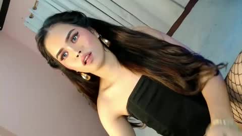 Snapshot of alove_too_last chatting on February 2025 02:34:02 PM LEXY online show from February 2025 02:34:02 PM