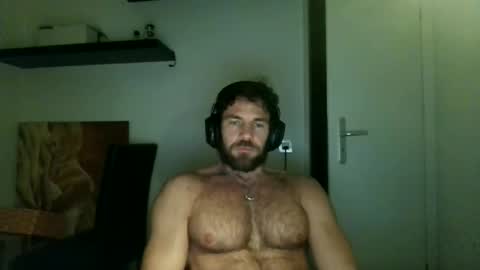 alphah_hunk online show from October 2025 08:36:02 PM
