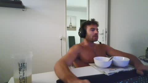 Snapshot of alphah_hunk chatting on June 2026 10:30:02 AM alphah_hunk online show from June 2026 10:30:02 AM