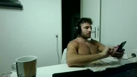 Snapshot of alphah_hunk chatting on June 2026 07:41:02 PM alphah_hunk online show from June 2026 07:41:02 PM