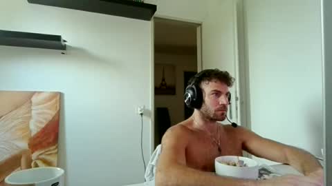 Snapshot of alphah_hunk chatting on June 2026 10:38:02 AM alphah_hunk online show from June 2026 10:38:02 AM