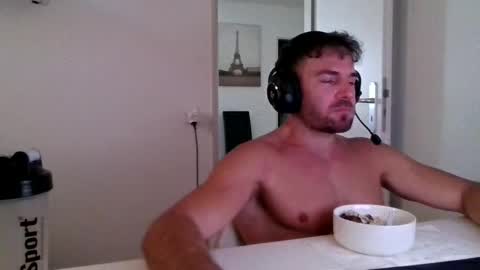 Snapshot of alphah_hunk chatting on July 2026 10:23:01 AM alphah_hunk online show from July 2026 10:23:01 AM