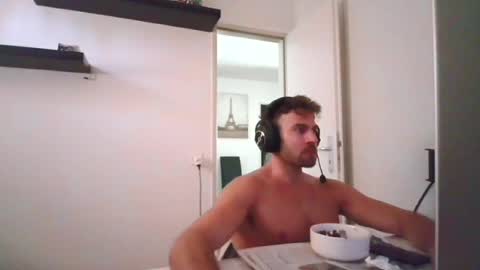 Snapshot of alphah_hunk chatting on July 2026 10:31:02 AM alphah_hunk online show from July 2026 10:31:02 AM