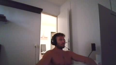 Snapshot of alphah_hunk chatting on July 2026 04:42:02 PM alphah_hunk online show from July 2026 04:42:02 PM