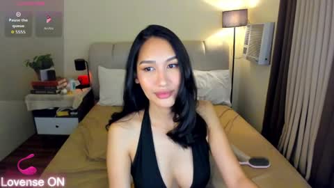 sophia betterthanyourx online show from April 2026 06:02:01 PM