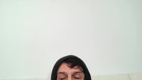 Snapshot of alphandre chatting on February 2025 05:54:02 AM AlphAndre online show from February 2025 05:54:02 AM